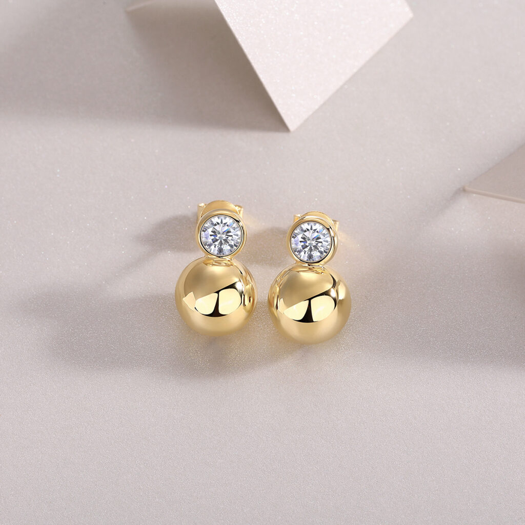 Cross-border S925 silver moissanite stud earrings, fashionable gold-plated earrings, high-end ins style new earrings in stock