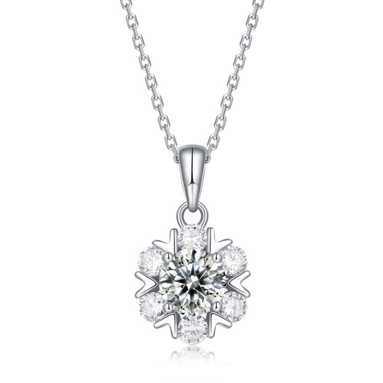 S925 silver necklace romantic snowflake moissanite pendant women's pendant with chain gift accessory gift in stock wholesale