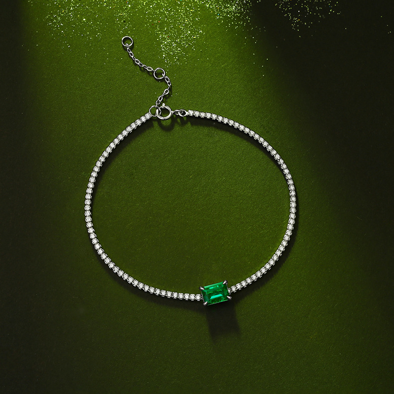 S925 Silver Roman Bracelet Inlaid with Emerald Simple Elegant Gift Jewelry Wholesale in Large Quantities