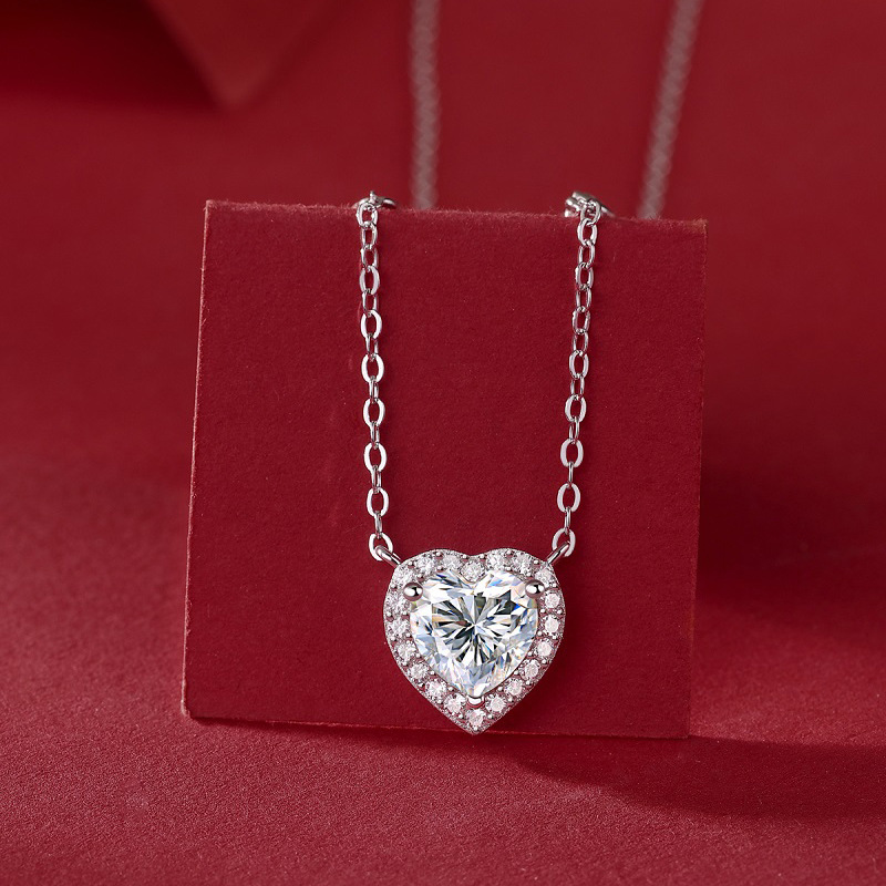 s925 Silver Pendant New Fashion Heart-shaped Moissanite Knowing Necklace Hot Sale In-stock Sweater Chain Factory Direct