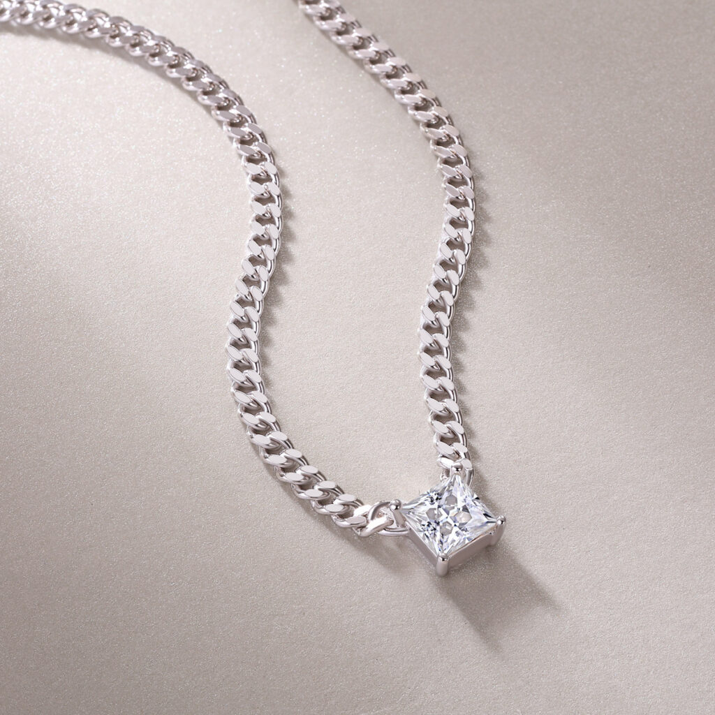 S925 Silver Necklace Moissanite Dazzling Pendant Fashion Clavicle Chain Accessories Gift Source Wholesale in Stock