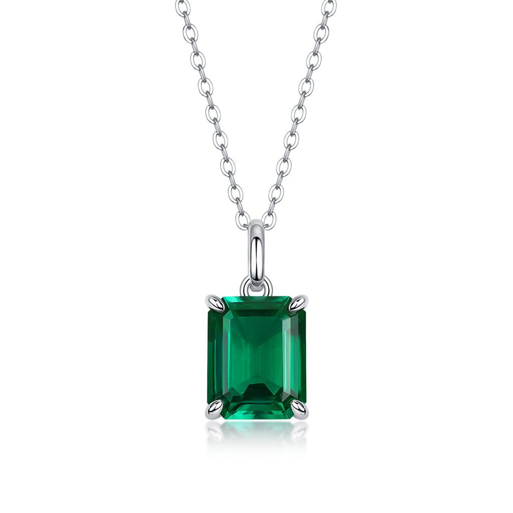 S925 Silver Heartless Elegance Pendant with Chain Cultivated Emerald Gemstone Necklace Source Stock Silver Necklace