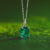 S925 Silver Heartless Elegance Pendant with Chain Cultivated Emerald Gemstone Necklace Source Stock Silver Necklace