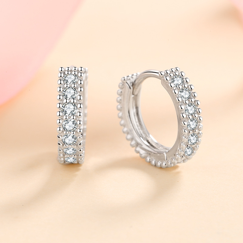 S925 silver earrings for women inlaid with D-color Moissanite hoop simulated diamond ear hooks fresh style earrings wholesale